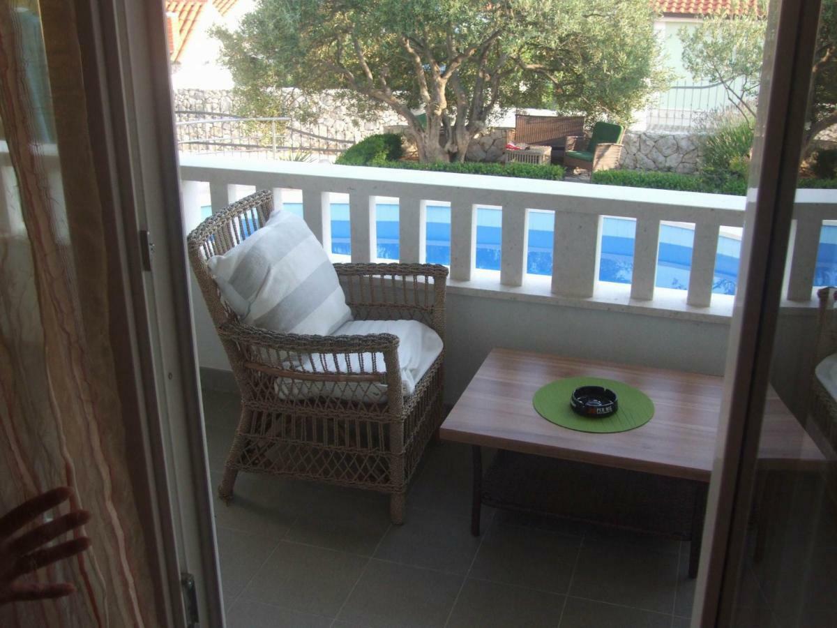 Villa Mandina Sevid Exterior photo